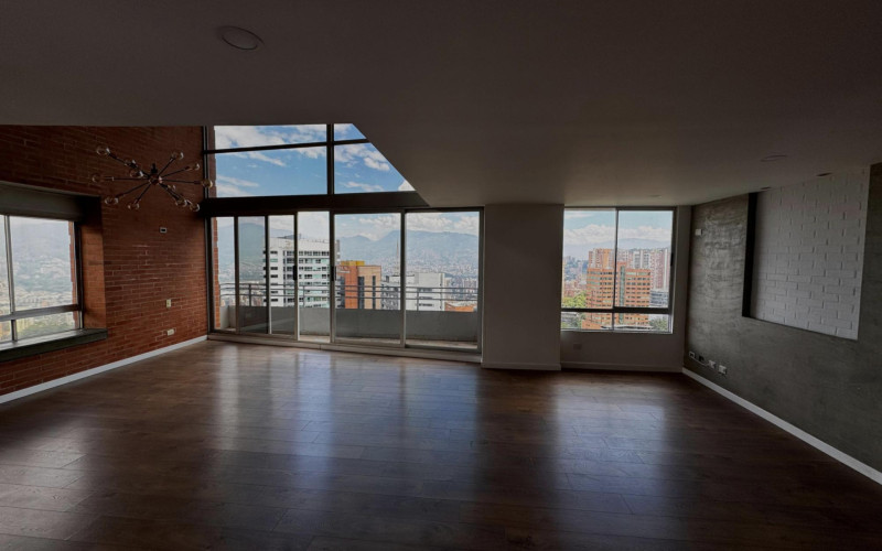 Apartamento en Medellín en El Tesoro