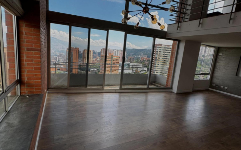 Apartamento en Medellín en El Tesoro
