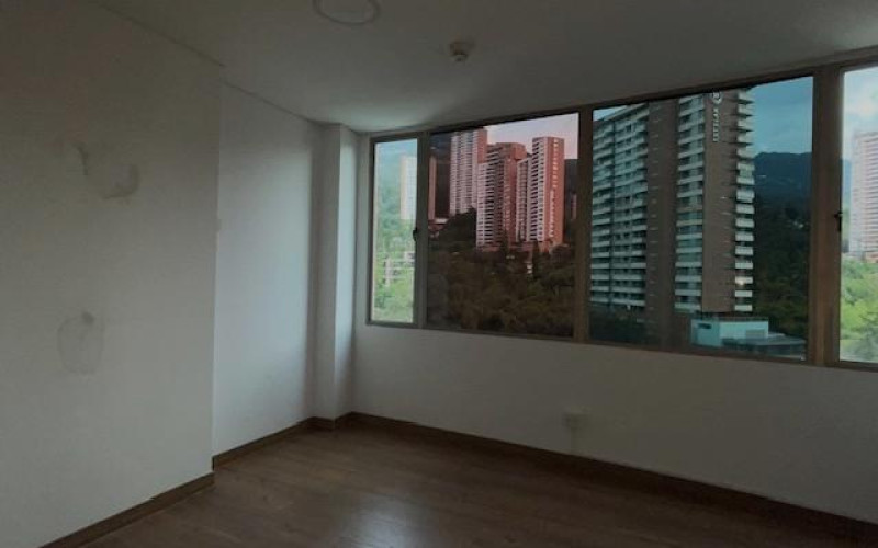 Oficina en Medellín en El Tesoro