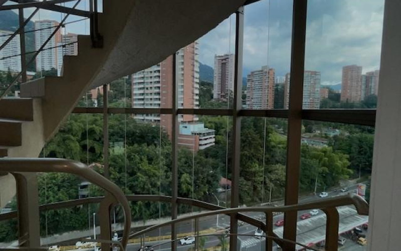 Oficina en Medellín en El Tesoro