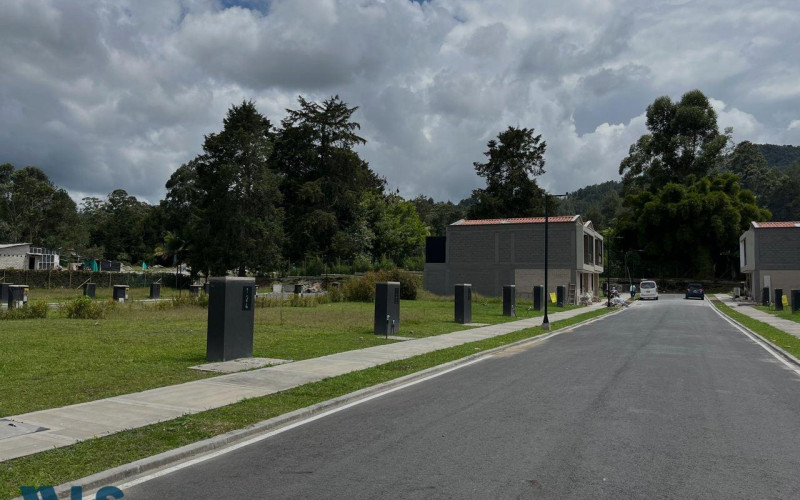Lote Residencial en El Retiro en Urbano