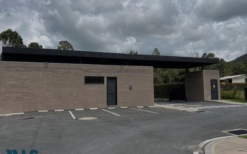 Lote Residencial en El Retiro en Urbano