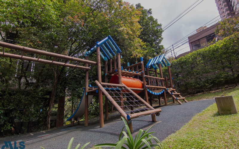 Apartamento en Medellín en El Tesoro
