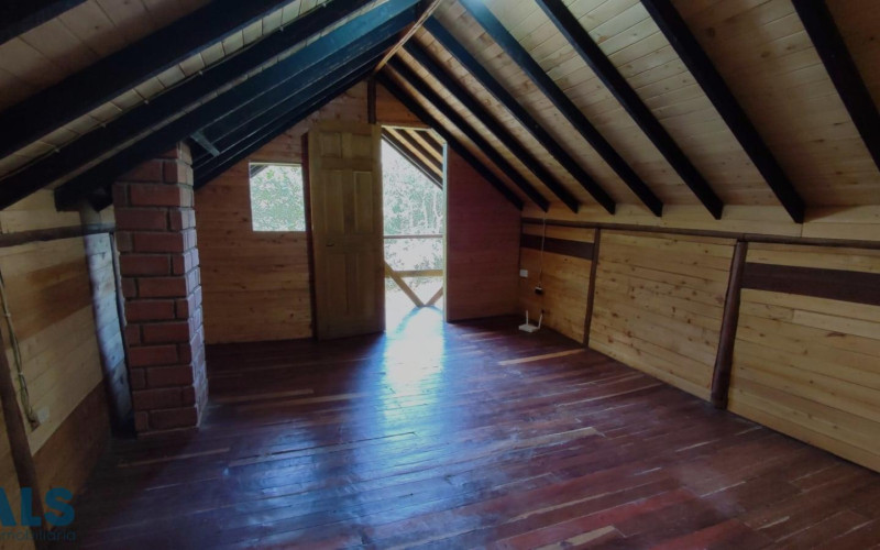 Casa en Santa Elena en Rural