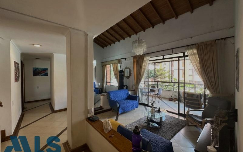 Apartamento en Medellín en Laureles