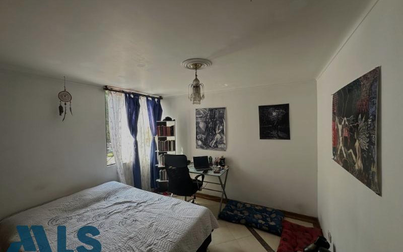 Apartamento en Medellín en Laureles