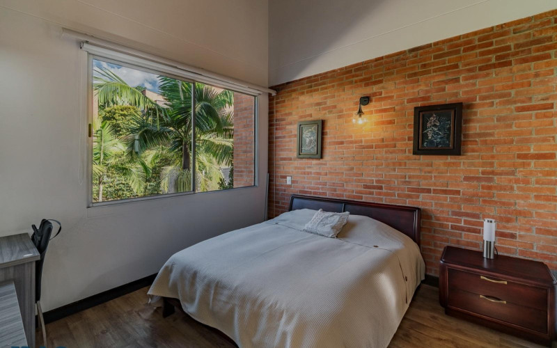 Casa en Envigado en Loma del Escobero