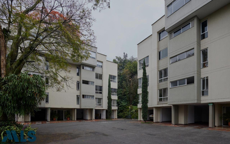 Apartamento en Medellín en El Tesoro