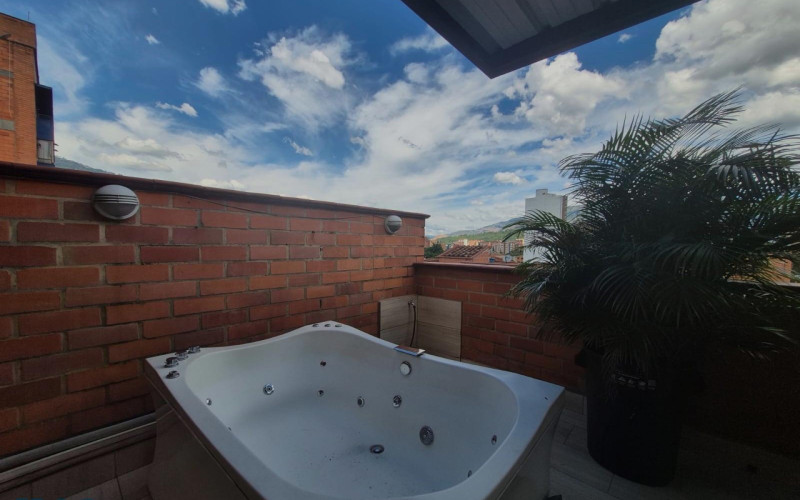 Apartamento en Medellín en La Floresta