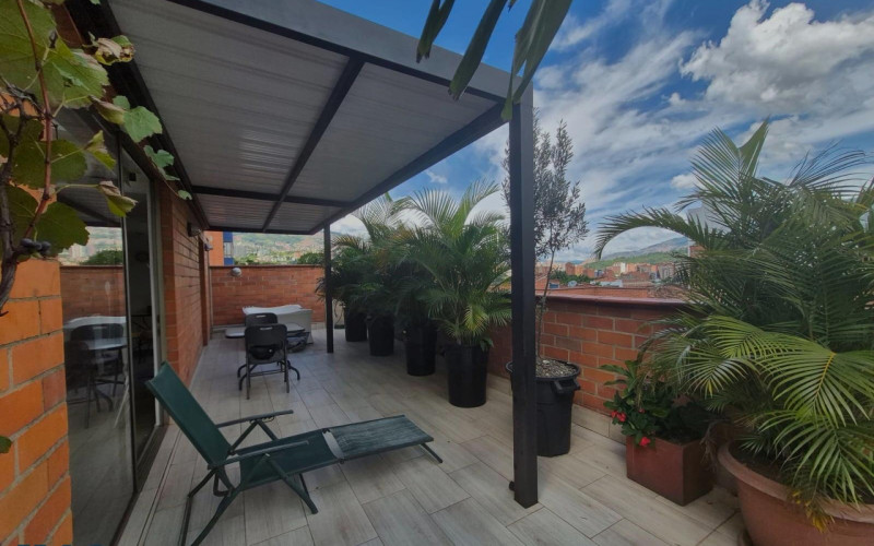 Apartamento en Medellín en La Floresta