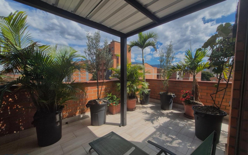 Apartamento en Medellín en La Floresta