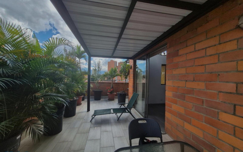 Apartamento en Medellín en La Floresta