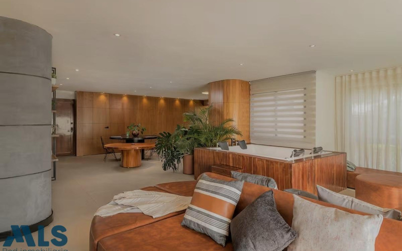 Apartamento en Medellín en Las Lomas Nº 1