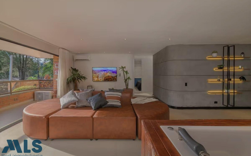 Apartamento en Medellín en Las Lomas Nº 1