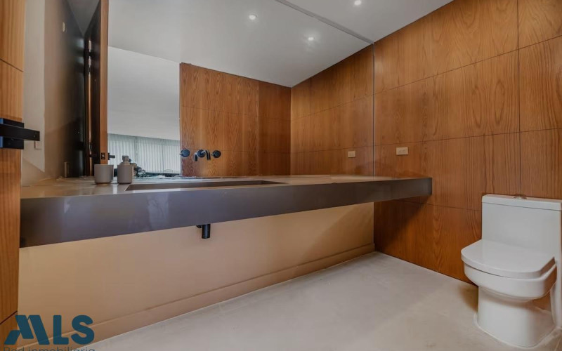 Apartamento en Medellín en Las Lomas Nº 1