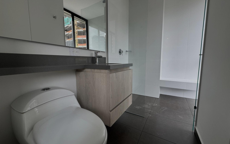 Apartamento en Medellín en Altos del Poblado