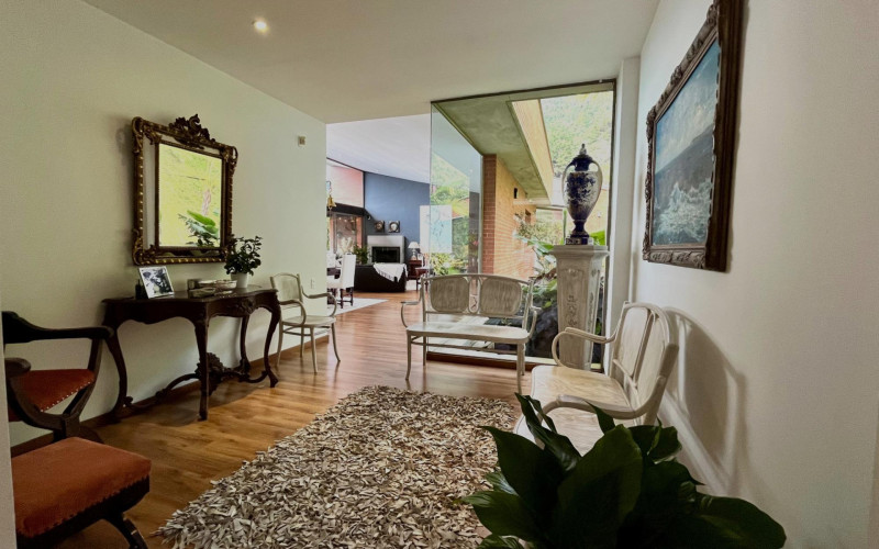 Casa en Envigado en Las palmas