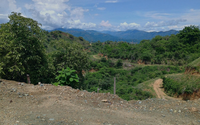 VENTA DE LOTE CON HERMOSA VISTA