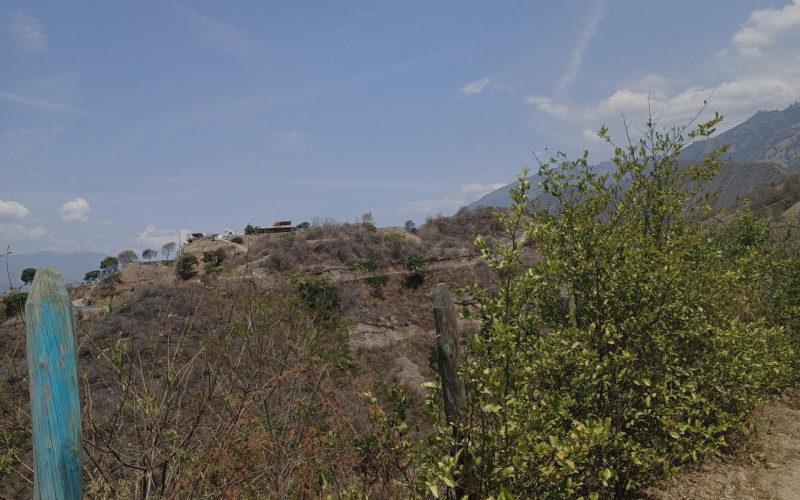 VENTA DE LOTE CON HERMOSA VISTA