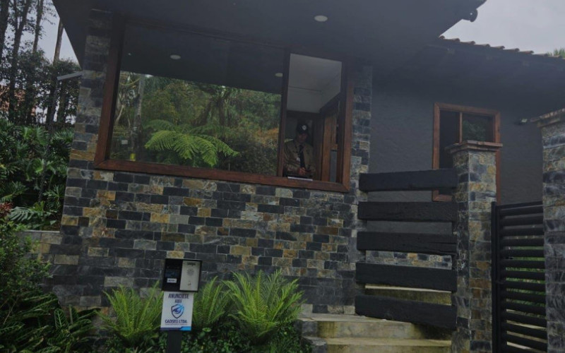 Lote Residencial en El Retiro en V. Don Diego