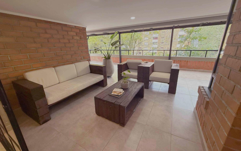 Apartamento en Medellín en El Tesoro