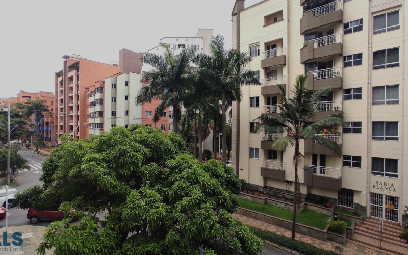 Apartamento en Medellín en Laureles