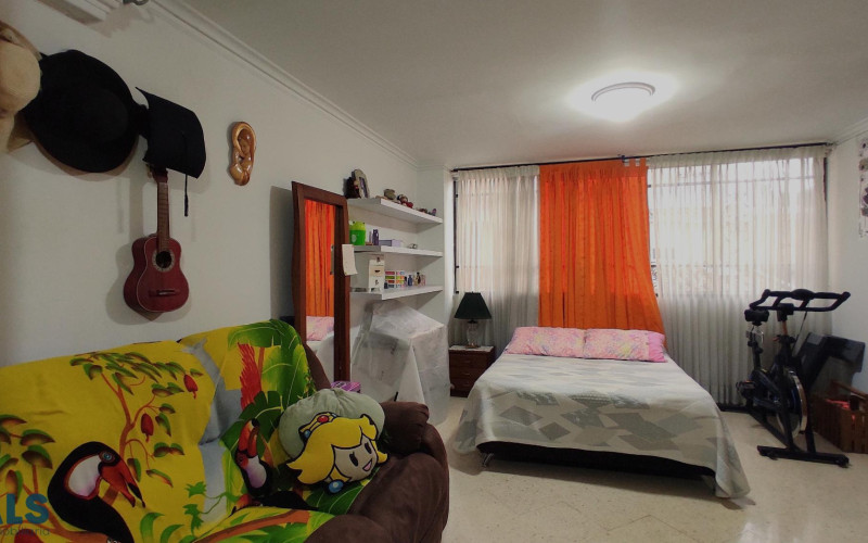 Apartamento en Medellín en Laureles