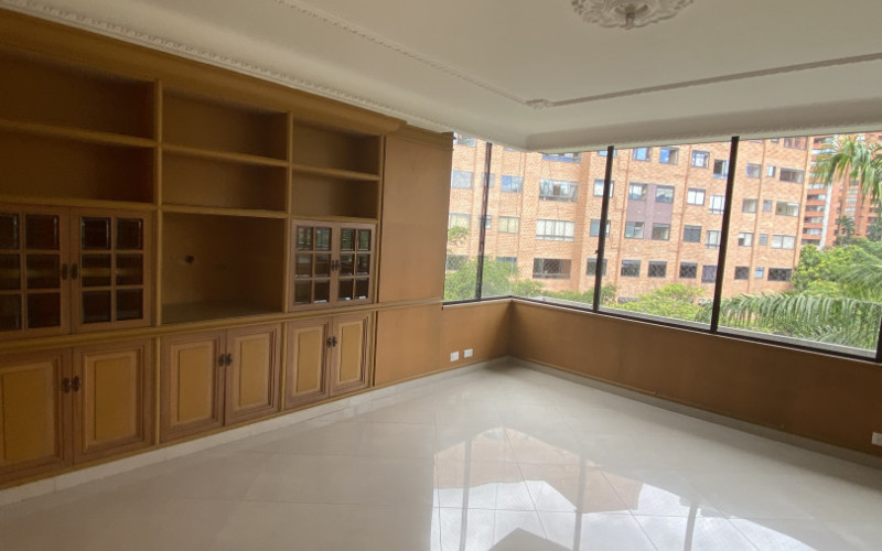 Apartamento  en Venta sector Tomatera, Barrio  poblado Medellín 264M2