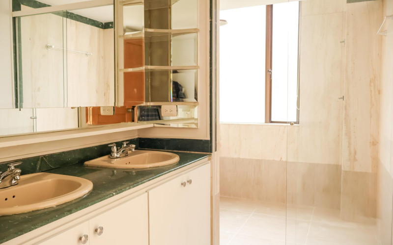 Apartamento  en Venta sector Tomatera, Barrio  poblado Medellín 264M2