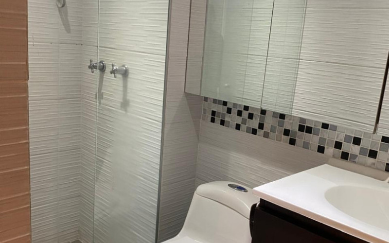 Apartamento para alquilar en el  Poblado, sector Santa María de Los Ángeles -Poblado