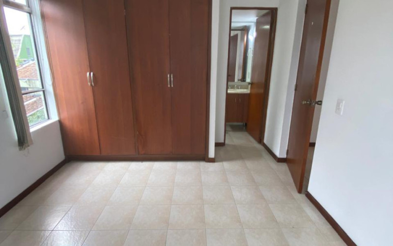Apartamento para alquilar en el  Poblado, sector Santa María de Los Ángeles -Poblado