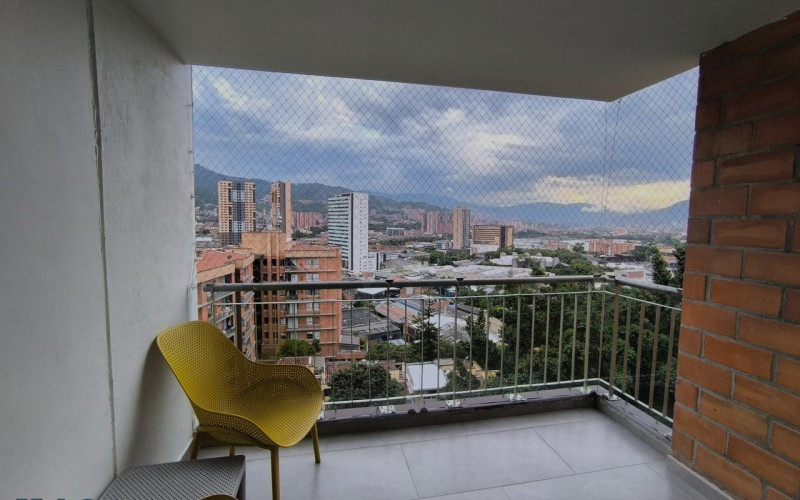Apartamento en Envigado en Alto de Las Flores