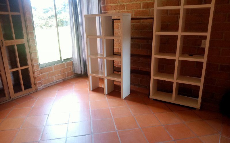 Casa En Parcelación Piedras Blancas Santa Elena.