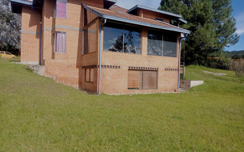 Casa en Santa Elena en Rural