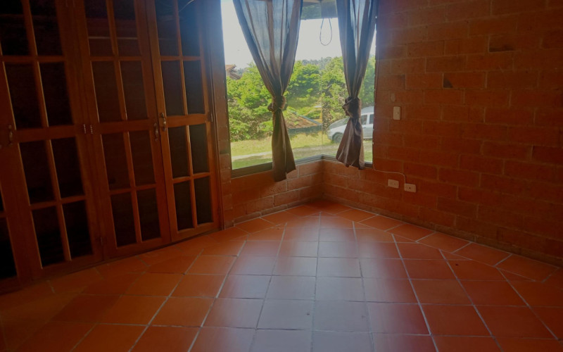 Casa en Santa Elena en Rural