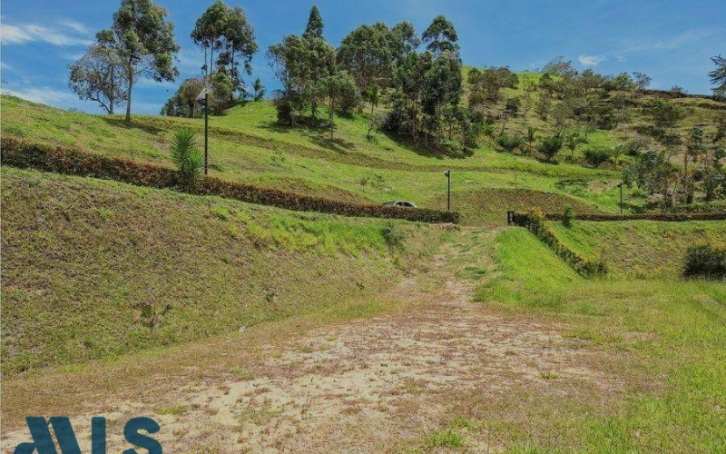 Lote Residencial en El Peñol en Vereda la hondita
