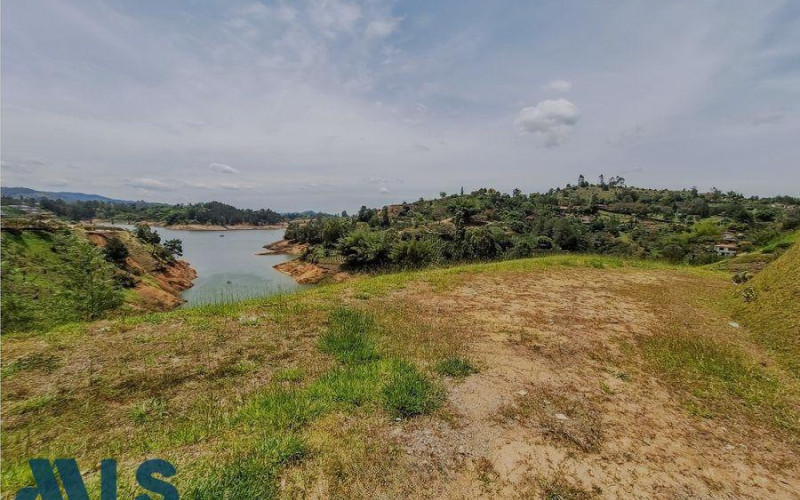 Lote Residencial en El Peñol en Vereda la hondita