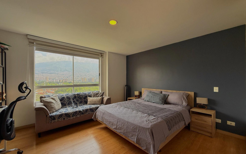 Apartamento en Medellín en Los Colores