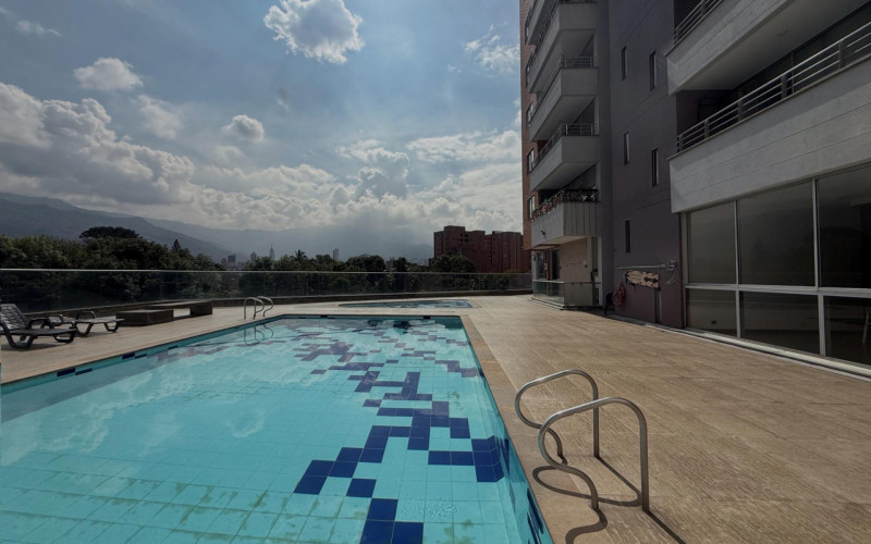 Apartamento en Medellín en Los Colores