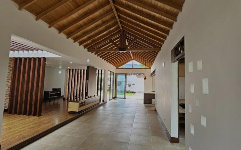 Casa en El Retiro en Urbano