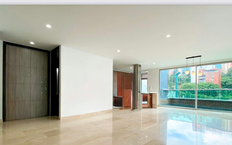 Apartamento de Ensueño con Vista Panorámica en Castropol, El Poblado - $168 m}2