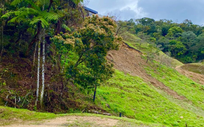 Lote en las alturas del Peñol (Makai)