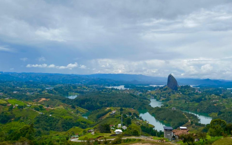 Lote en las alturas del Peñol (Makai)