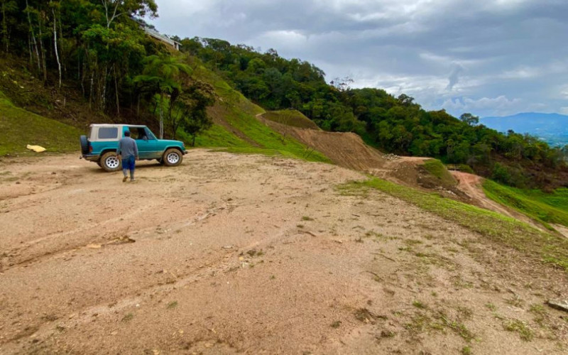 Lote en las alturas del Peñol (Makai)