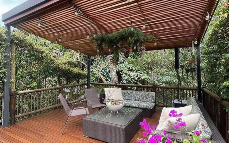 Venta Hermosa Casa en Envigado Cumbres 209M2