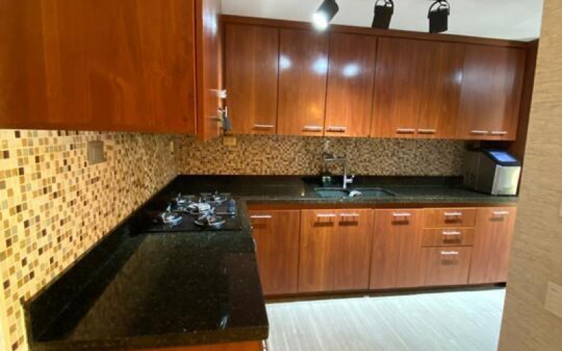 Venta Hermosa Casa en Envigado Cumbres 209M2