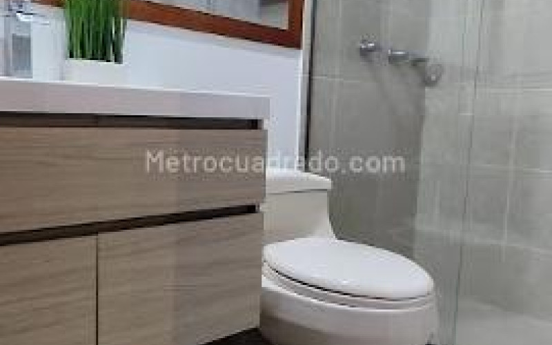 Venta Hermosa Casa en Envigado Cumbres 209M2