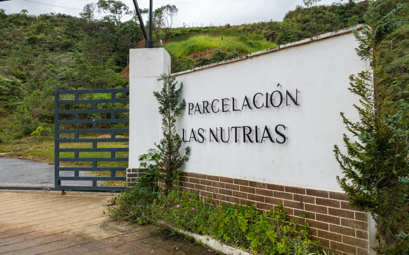 Parcelation Las Nutrias Gomez Plata. Opportunity to build your retirement.