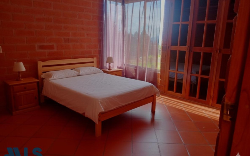 Casa en Santa Elena en Rural