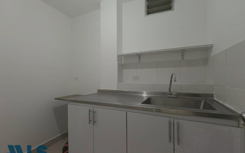 Oficina en Medellín en Laureles